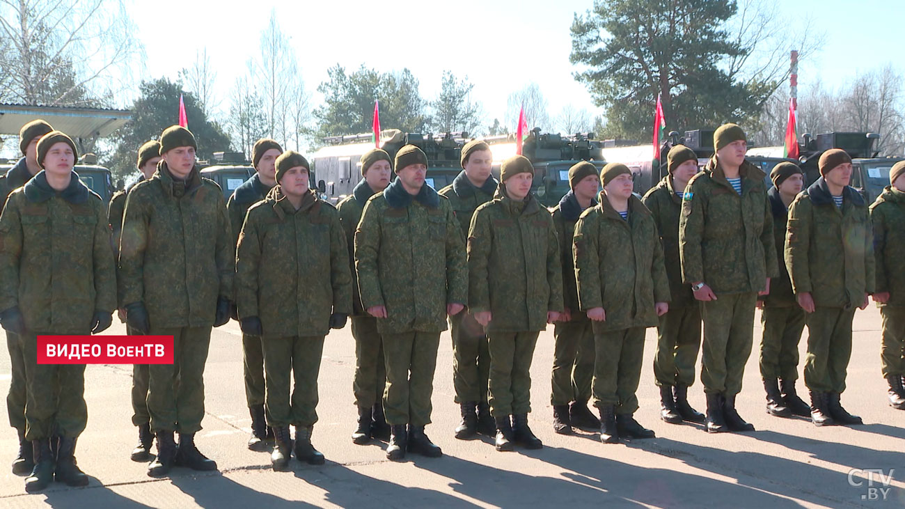 «Не уступают аналогам, а во многом даже превосходят». Подразделения связи получили модернизированную технику-7