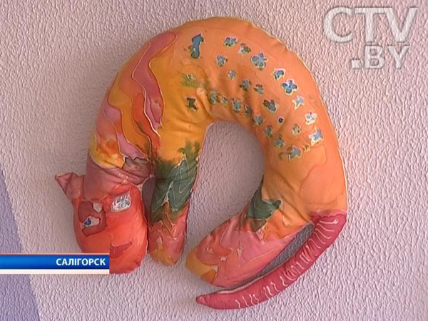 Выставка интерьерных подушек открылась в Солигорске 