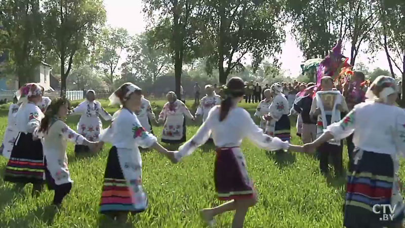 Даже в войну показывали этот уникальный обряд, которым живёт Полесье-6