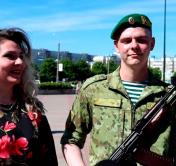 «Это не тот мальчишка, который недавно ещё ходил в школу». Что говорят родители о своих сыновьях-новобранцах «Это не тот мальчишка, который недавно ещё ходил в школу». Что говорят родители о своих сыновьях-новобранцах