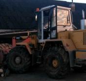 В Глубокском районе ковшом погрузчика зацепило женщину. Она погибла
