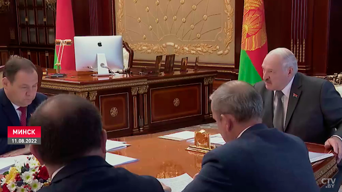 Как смайлики в соцсетях чуть не лишили белорусов государственности. Взгляд Пустового на события августа 2020-го-10