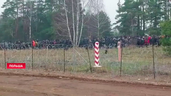 «Полный запрет был выстрелом в колено». В польском Сейме раскритиковали ограничения по работе журналистов на границе