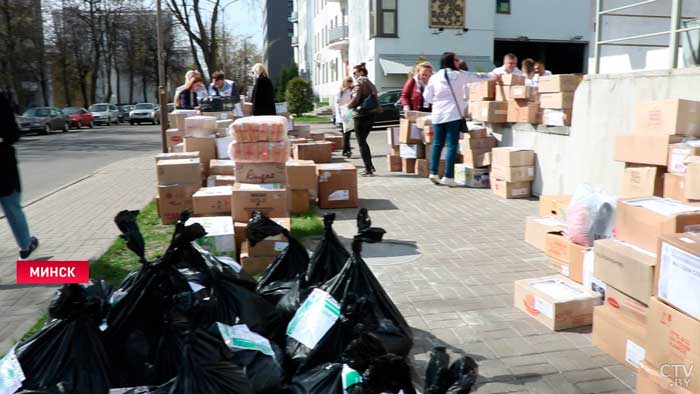 Уже более 20 тонн товаров. Партию гуманитарной помощи для украинцев собрала «Белая Русь»-1