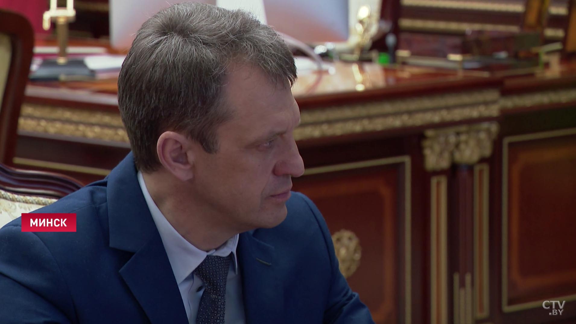 Александр Лукашенко: ситуация непростая, нам пытаются сейчас всё больше подсунуть экономических проблем в стране-7