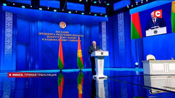 Лукашенко призывает объявить перемирие в Украине