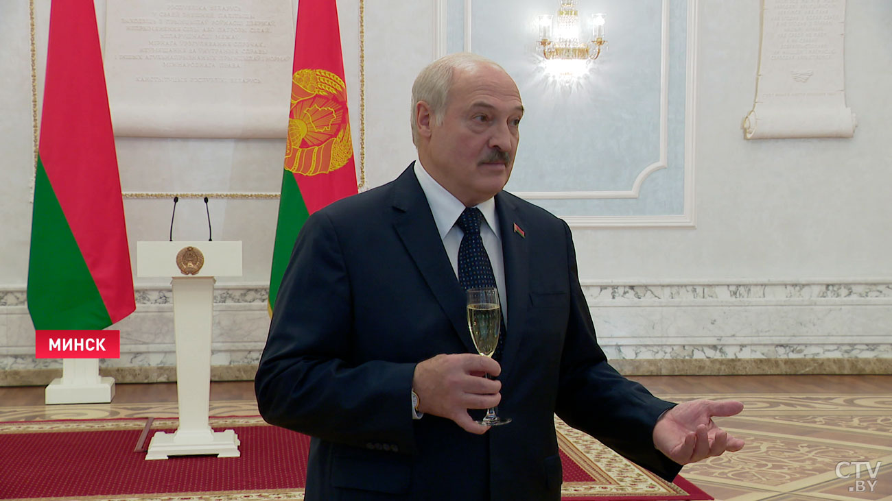 Перемены и спокойная Беларусь. О чём заявил Лукашенко, принимая верительные грамоты от иностранных послов?-13