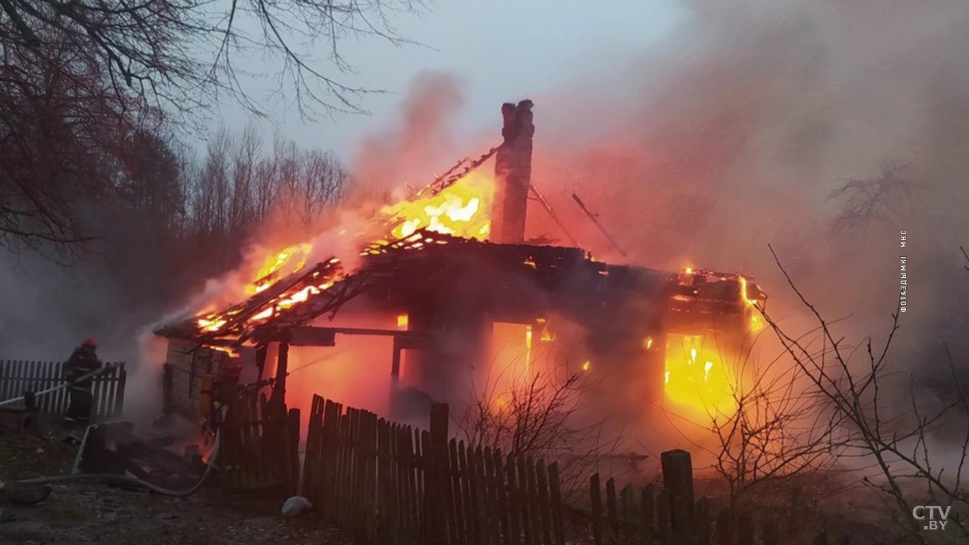 Пожар в Клецком районе: дом загорелся, когда в нём находилась хозяйка-4