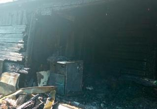 В Воложинском районе горел жилой дом. Пенсионерка госпитализирована с ожогами