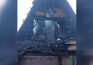 Под Минском сгорел одноэтажный дачный дом. Хозяин погиб
