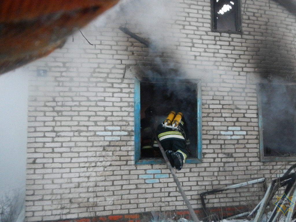 В Речицком районе на пожаре погиб мужчина-4