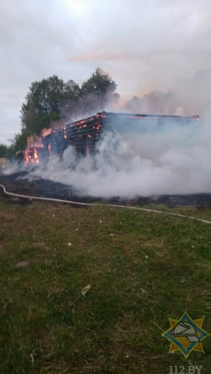 На пожаре в Глубокском районе мужчина погиб в чужом доме-1