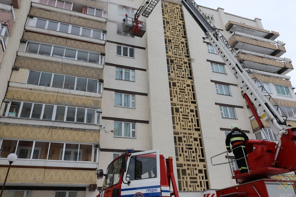 На пожаре в Гродно были эвакуированы 43 человека и спасены супруги-1