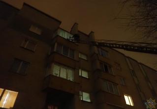 На пожаре в Витебске подразделения МЧС спасли мужчину