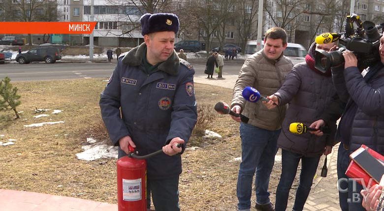 Почему люди не реагируют на пожарную тревогу, и кто заплатит за оставленные во время эвакуации обеды и покупки?-9