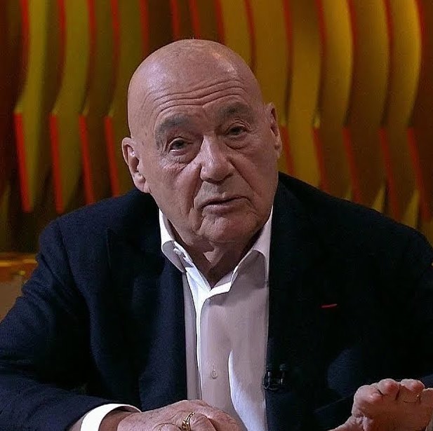 Хромченко, Малышева, Познер. Как выглядели в молодости знаменитые телеведущие?-28
