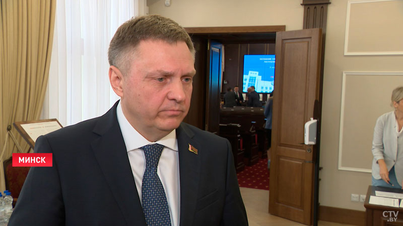 Роман Головченко: «Среднемесячная заработная плата должна составить 2 087 рублей»-7 Роман Головченко: «Среднемесячная заработная плата должна составить 2 087 рублей»-7