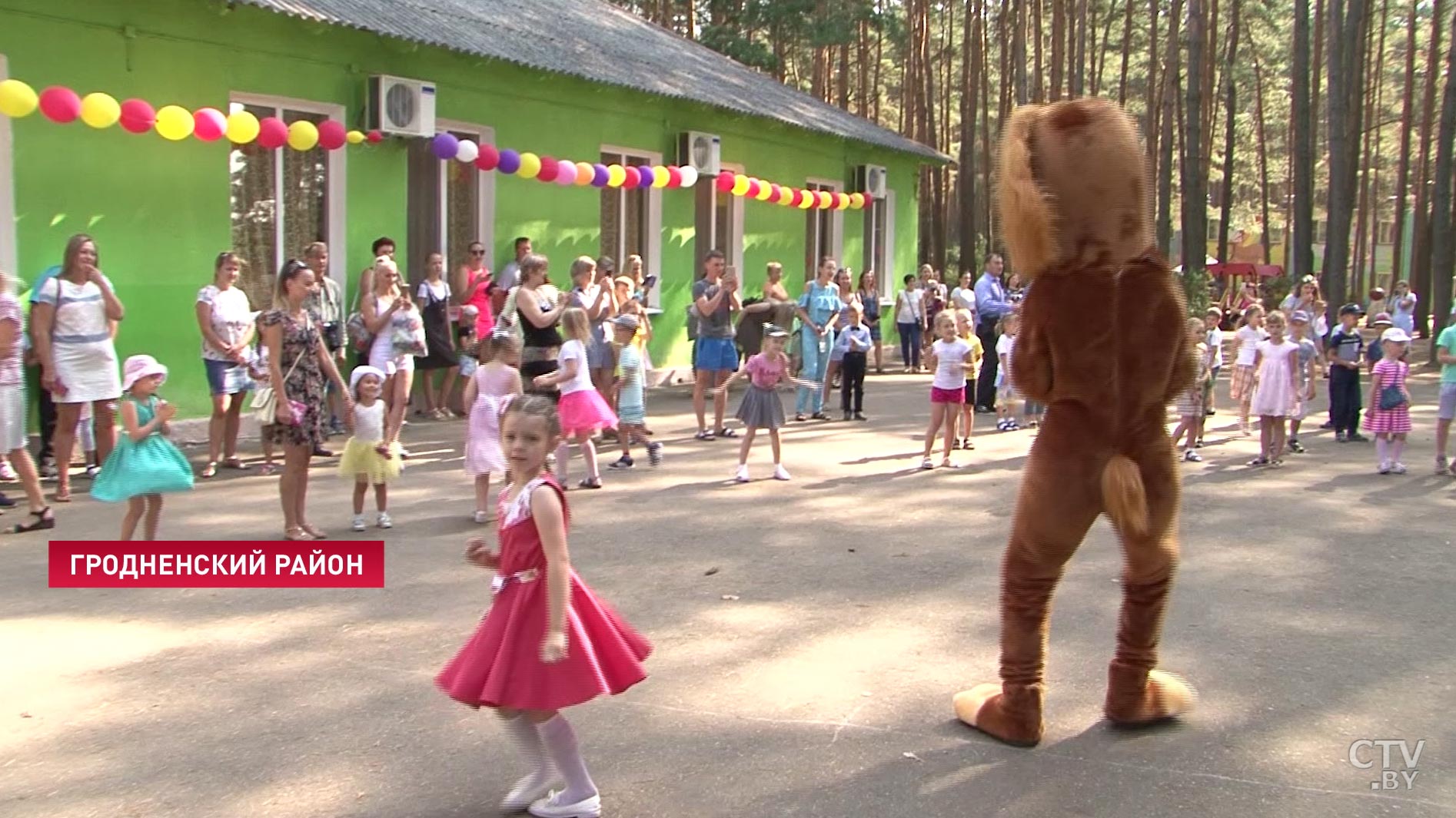 40 двойняшек и трое тройняшек пойдут в первый класс в 2019-м в Гродно-1