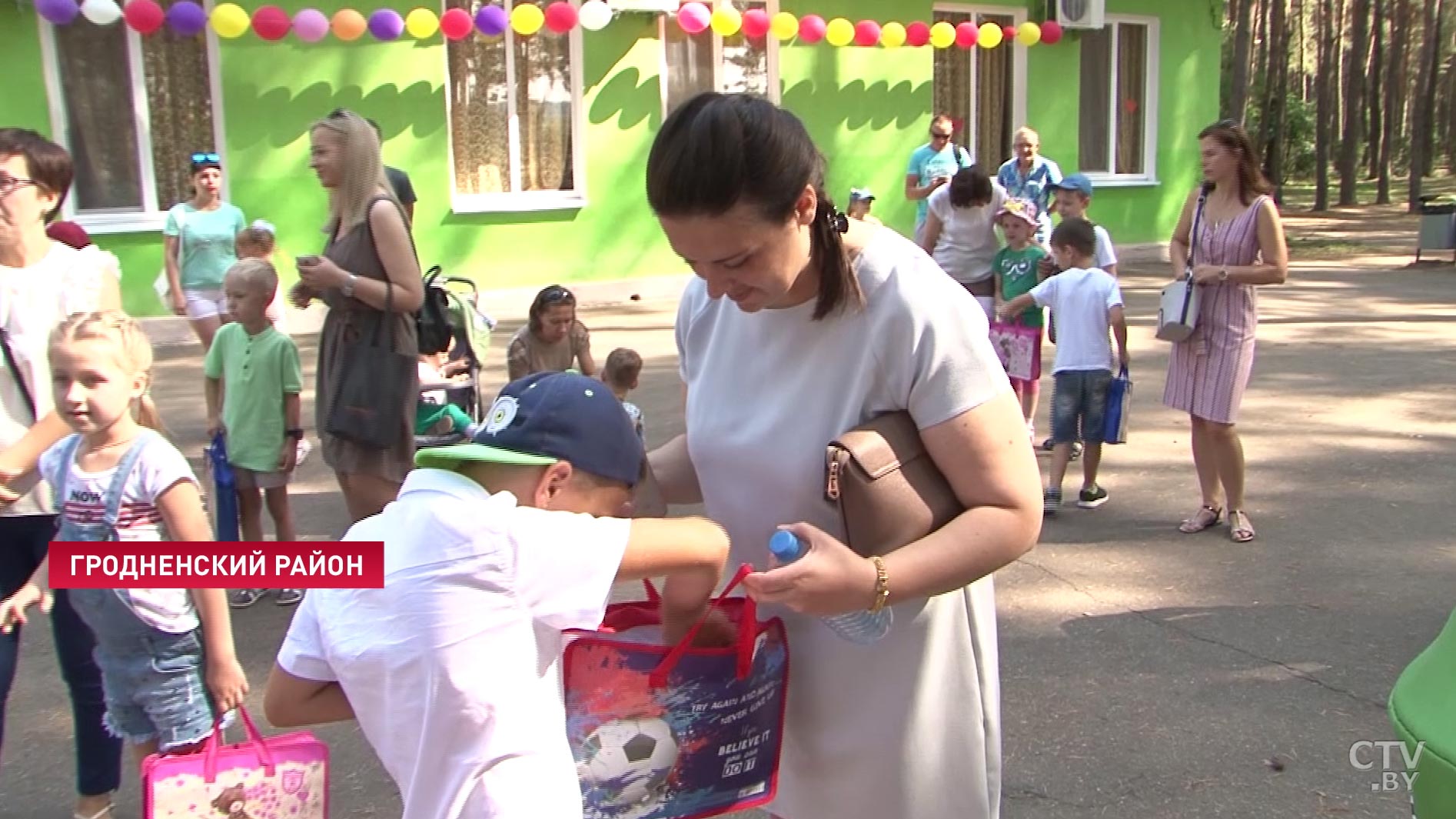 40 двойняшек и трое тройняшек пойдут в первый класс в 2019-м в Гродно-16