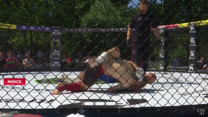 «Проходит не совсем традиционно». Глава Заводского района о турнире MMA, Дне Независимости и заграничных гостях-1