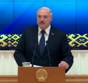 «Нельзя допускать информационного вакуума». Президент Беларуси поручил повысить роль региональной прессы