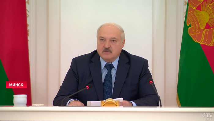 «Так на хрена вы мне нужны тогда?» Лукашенко жёстко прошёлся по деятельности Минсельхозпрода и вице-премьера-4