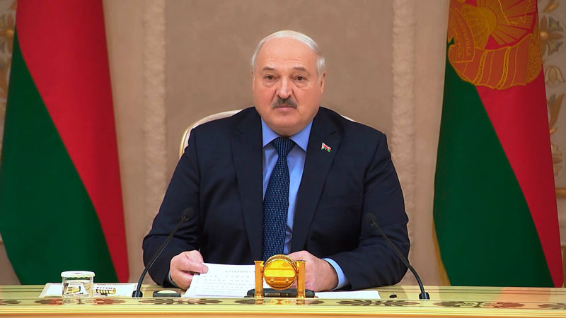 Лукашенко – губернатору Омской области: «Нашим ученым есть над чем работать»