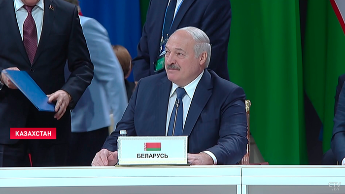 Лукашенко: «Непродуманные действия отдельных западных правительств нанесли ощутимый урон мировой экономике»-4