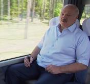 Александр Лукашенко в автобусе проехал по Минской кольцевой