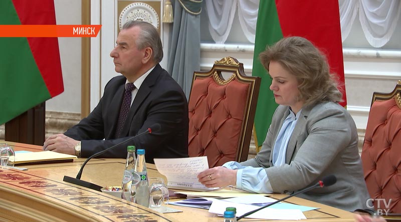  Александр Лукашенко предлагает судьям Конституционного Суда вести активную преподавательскую работу в вузах       -11