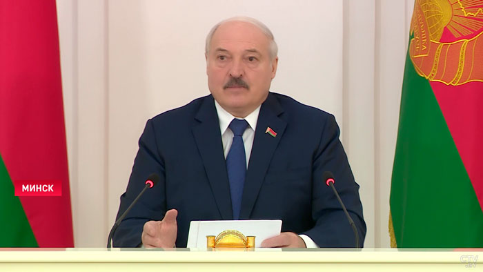 Лукашенко о проблеме с сахаром: «Смотрите, мужики, ещё раз обвалится – этот обвал будет от торговых сетей до правительства»-4