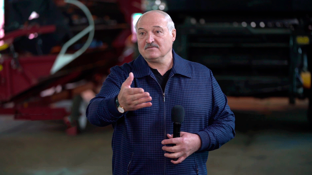 Лукашенко: «Цены на продукты питания подскочили неимоверно. Конечно, и на нас это давит»