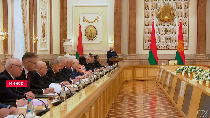 «Важно то, что мы в результате имеем». Лукашенко о своей репутации диктатора за кордоном-1