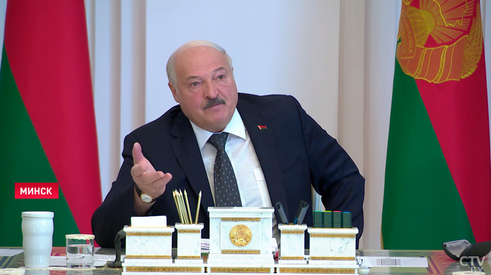 Лукашенко: «В болото предприятие загнали, денег нет». МАЗ попросил финансовую поддержку – что ответил Президент?-1