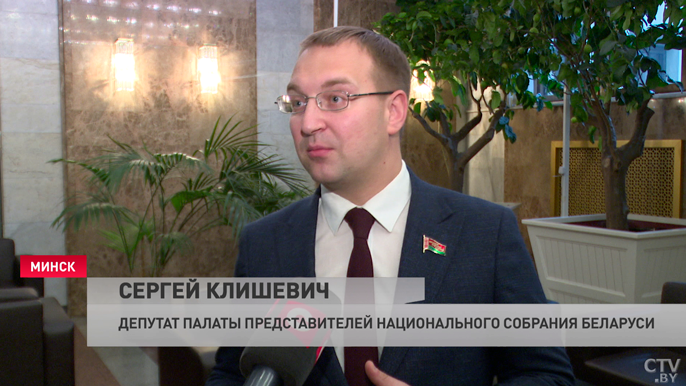 «Привести в соответствие с Конституцией». Президент подписал ряд законов для парламента – что изменилось?-7 «Привести в соответствие с Конституцией». Президент подписал ряд законов для парламента – что изменилось?-7