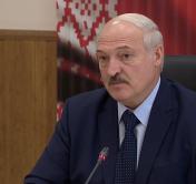Президент Беларуси: «Будьте мужиками. Не надо вперёд выставлять девчонок и угрожать семьям»​​​​​​​