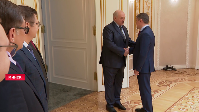Лукашенко: «Если люди не накормлены, не могут себя обеспечить продуктами питания – нечего разговаривать о суверенитете»-4