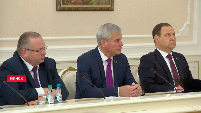 Роман Головченко о «независимых» экспертах: на месте тех, кто этих экономистов оплачивает, снял бы их с довольствия-1