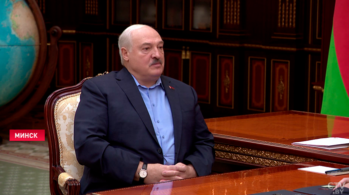 Лукашенко: я всегда поддерживаю трудящихся, но чтобы что-то требовать, надо работать-1 Лукашенко: я всегда поддерживаю трудящихся, но чтобы что-то требовать, надо работать-1