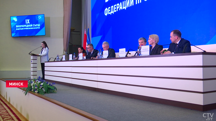 Лукашенко: я всегда поддерживаю трудящихся, но чтобы что-то требовать, надо работать-4 Лукашенко: я всегда поддерживаю трудящихся, но чтобы что-то требовать, надо работать-4