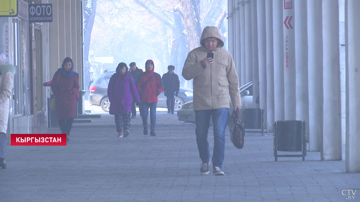 В Кыргызстане начался предвыборный агитационный период. Президента страны будут выбирать 10 января-4