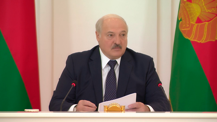 «Может, вы не так считали?» Лукашенко удивился прибыли предприятий Управделами Президента