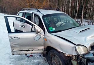 Под Солигорском пьяный водитель на Hyundai врезался в припаркованные иномарки