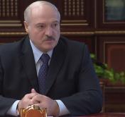 «Решить квартирные вопросы для молодых врачей и учителей». Президент требует активнее строить арендное жильё для работников соцсферы