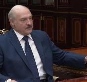 Президент Беларуси: «Много проблем, над которыми надо работать, а не закрывать границу и загонять людей в дома»