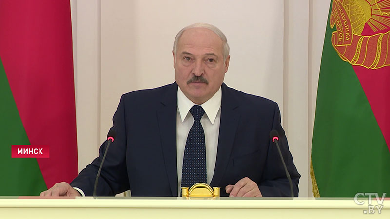 Александр Лукашенко: магазины, некоторые аптеки вздули в 2-3 раза цены! -1