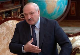 Лукашенко: «А если мы с Россией договоримся и Россия закроет вылет самолётов из Украины? И украинских, и других»