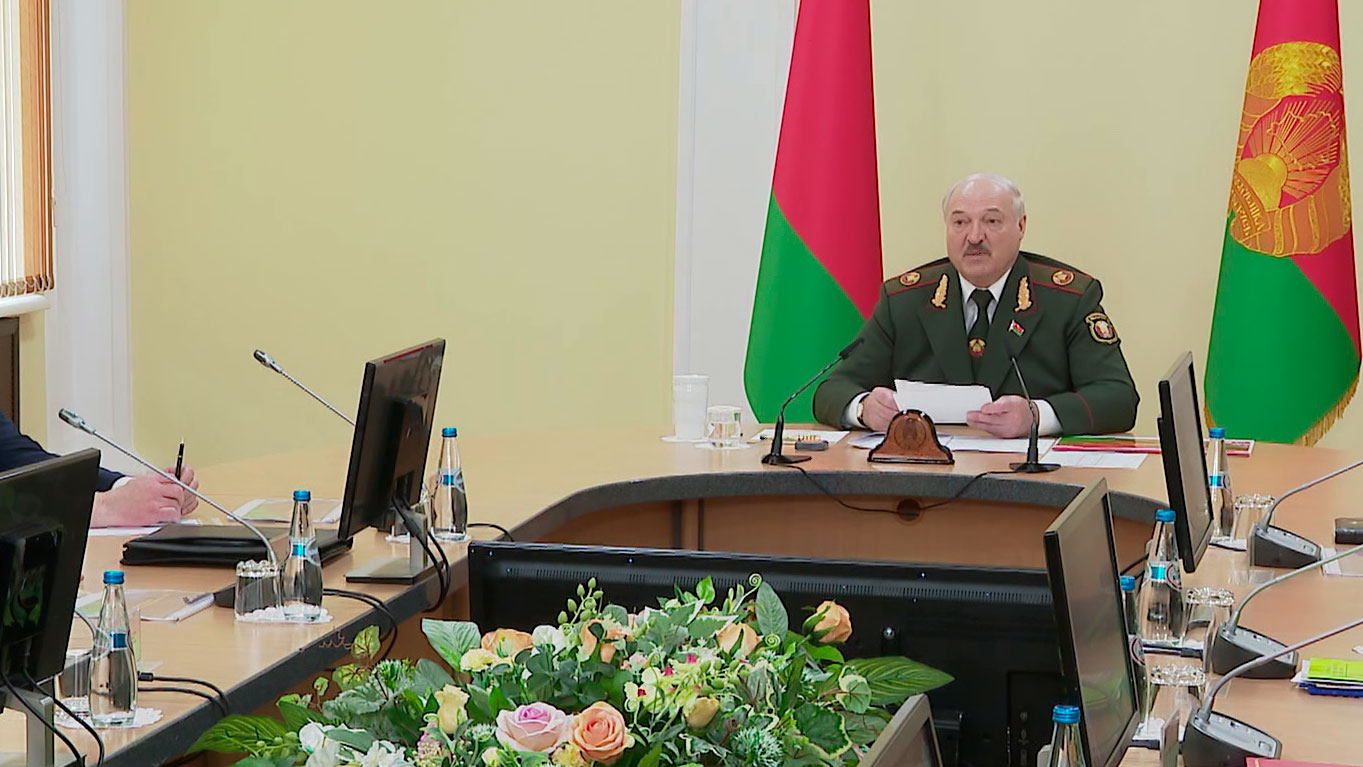 Президент: надо воевать не числом, а умением, это приобретает сегодня серьёзную актуальность Президент: надо воевать не числом, а умением, это приобретает сегодня серьёзную актуальность