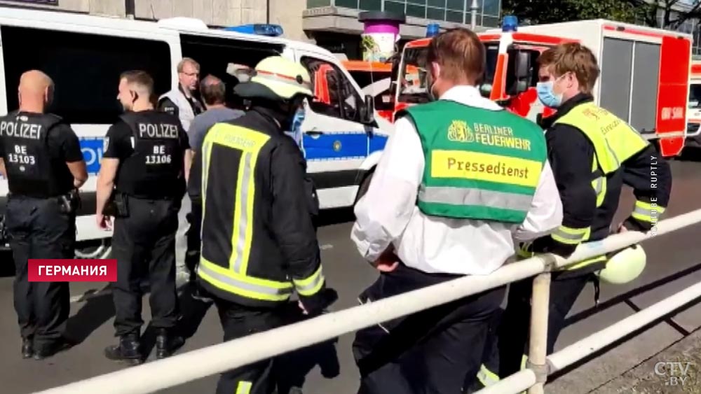 При нападении на банк в Берлине пострадали 12 человек-7
