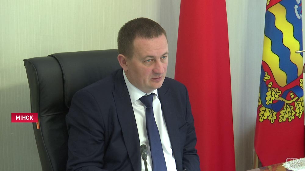 Александр Турчин провёл личный приём граждан. Обратились 14 жителей Минской области-6